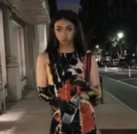 吃瓜娱乐图片头像女,揭秘吃瓜娱乐界女神头像背后的故事 第1张 吃瓜娱乐图片头像女,揭秘吃瓜娱乐界女神头像背后的故事 第1张