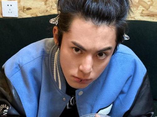 娱乐圈吃瓜王鹤棣微博,吃瓜群众纷纷围观 第2张 娱乐圈吃瓜王鹤棣微博,吃瓜群众纷纷围观 第2张