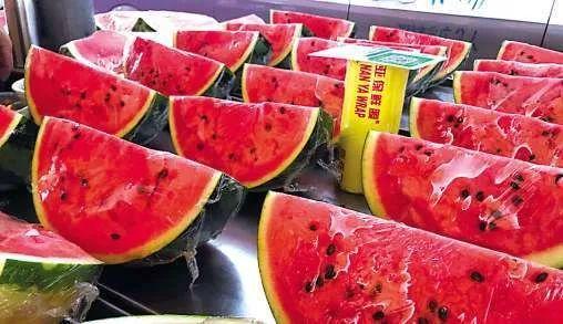 娱乐吃瓜酱青岛,揭秘青岛娱乐圈那些事儿 第2张 娱乐吃瓜酱青岛,揭秘青岛娱乐圈那些事儿 第2张