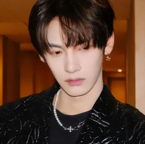 娱乐吃瓜君胡文煊,揭秘娱乐圈幕后故事  第2张