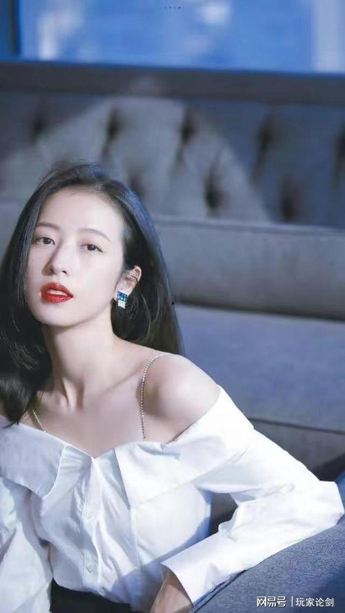 娱乐吃瓜酱 周雨彤,娱乐吃瓜酱下的璀璨星辉 第3张 娱乐吃瓜酱 周雨彤,娱乐吃瓜酱下的璀璨星辉 第3张